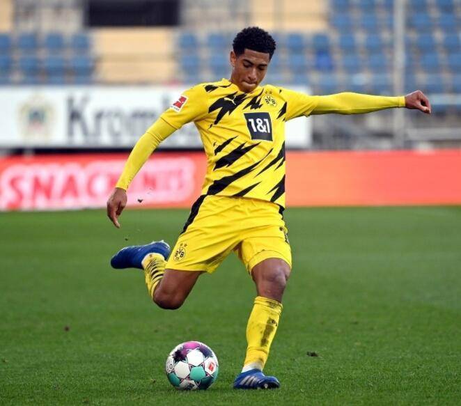 法甲-梅西任意球中框内马尔制胜球 巴黎1-0马赛