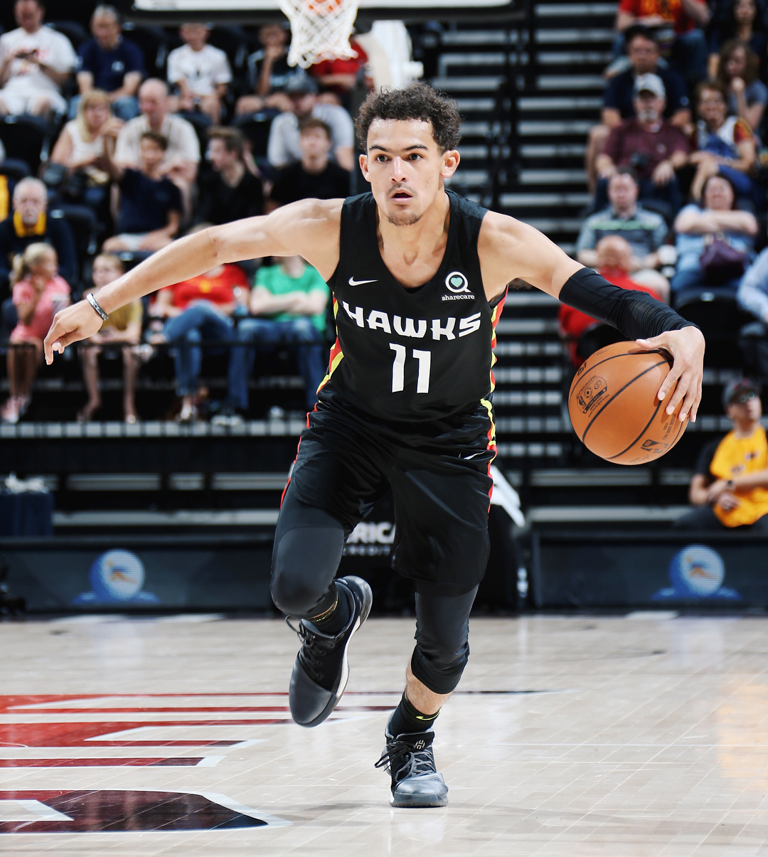 拒绝爆冷，湖人豪取三连胜，赛后数据揭秘最大功臣竟非东契奇