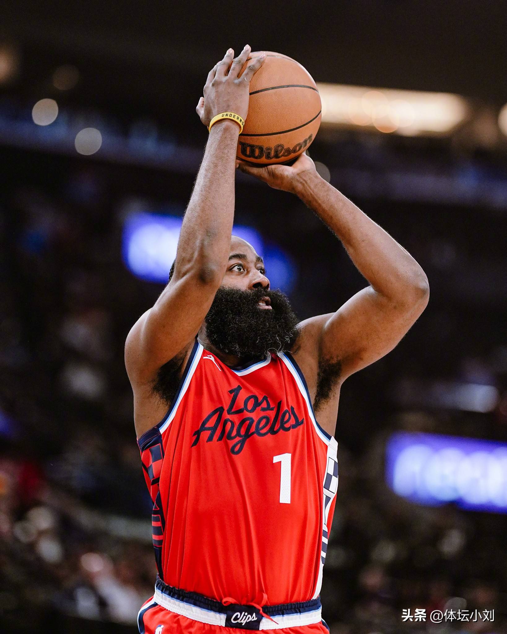 CBA今夜观赛指南：山西赢球锁前4，京浙狭路相逢，广东主场不容有失