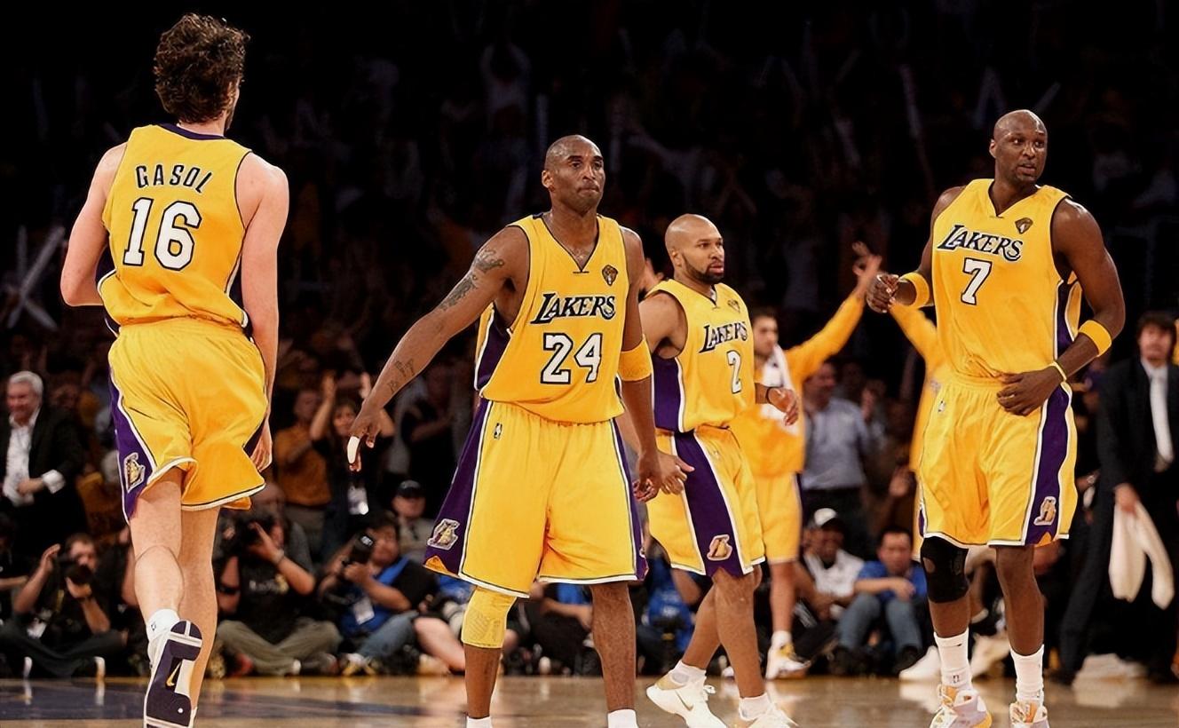 黄健翔：国足主帅好做，糊里糊涂赢了就被捧上天