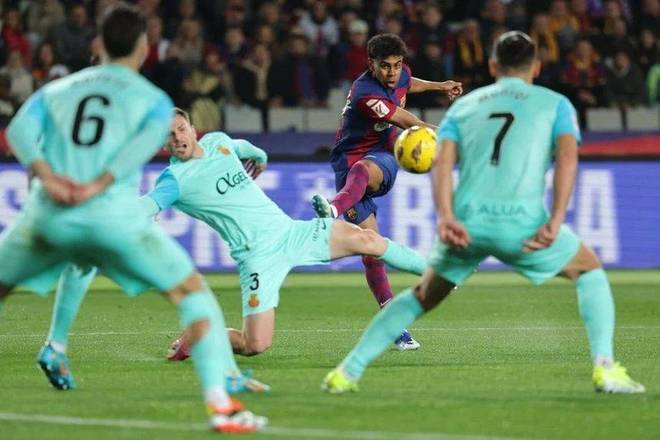 克瓦拉茨赫利亚头球摆渡 拉莫斯后点头球破门