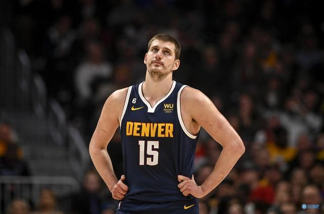 热火140-123大胜快船送其五连败 伦纳德36分哈登11分难救主